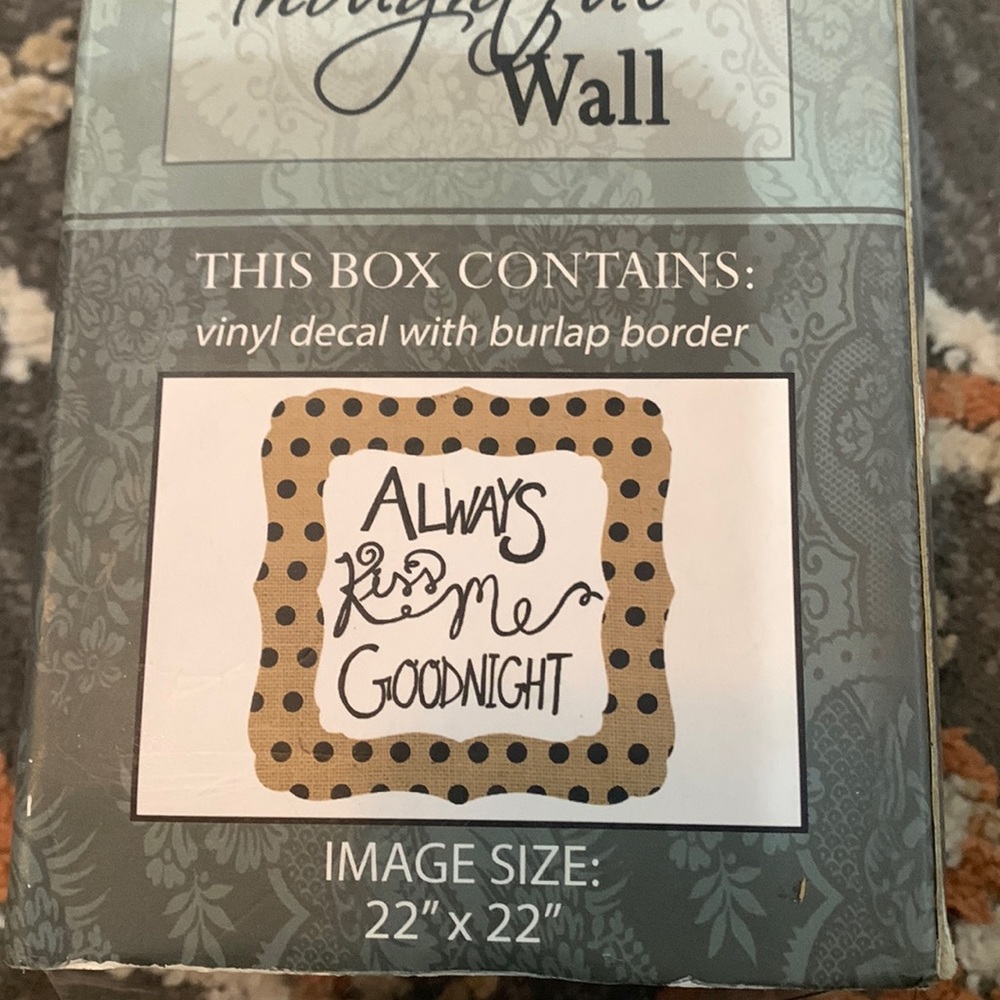 NEW Wall Burlap Decor Always Kiss Me Goodnight 22x22